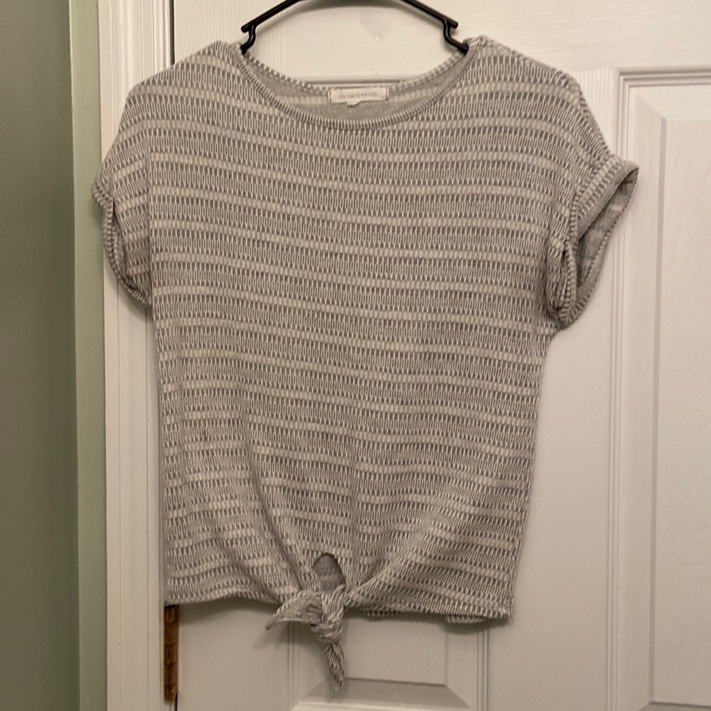White and Grey patterned sweater